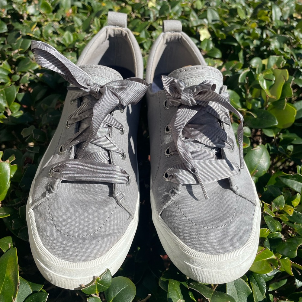 Sperry Crest Vibe Sneakers